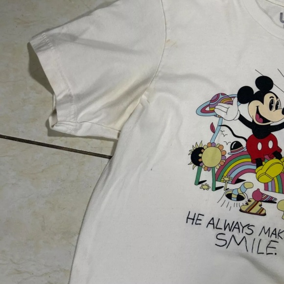 Disney T shirt Mickey he always makes you smile Sz S - Picture 7 of 10